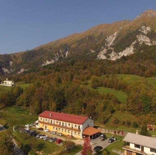 Locanda Dall'Orso Monteaperta Udine Taipana Exterior foto